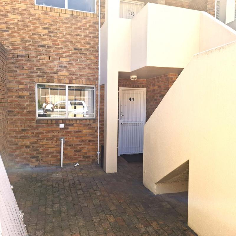 2 Bedroom Property for Sale in Durbanville Western Cape